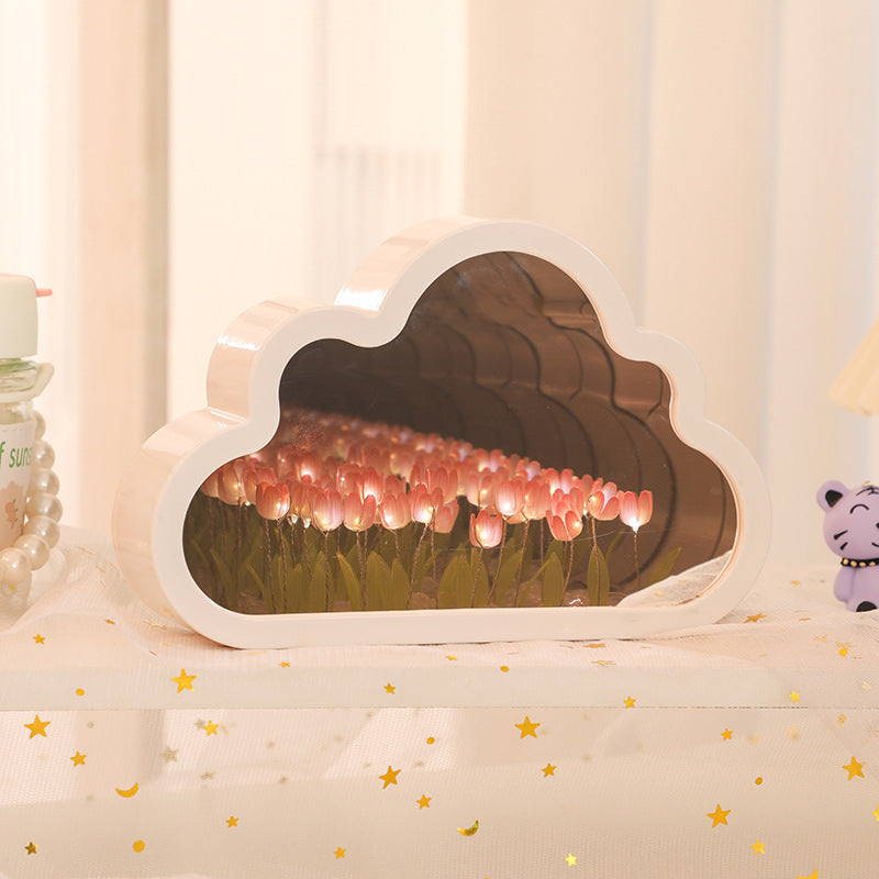 Infinity Tulip Cloud